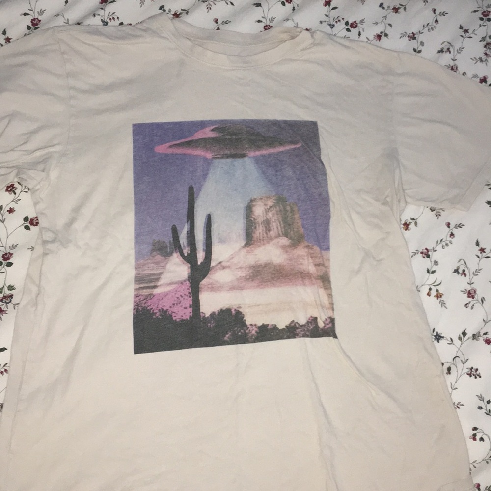 Brandy Melville Graphic Tee